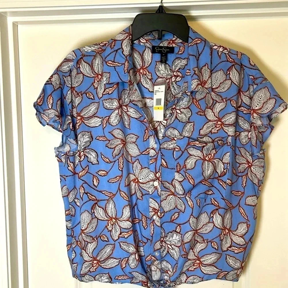 JESSICA SIMPSON SHORT SLEEVE BUTTON DOWN BLUE FLORALโBLOUSE WOMENS SIZE M NWT
